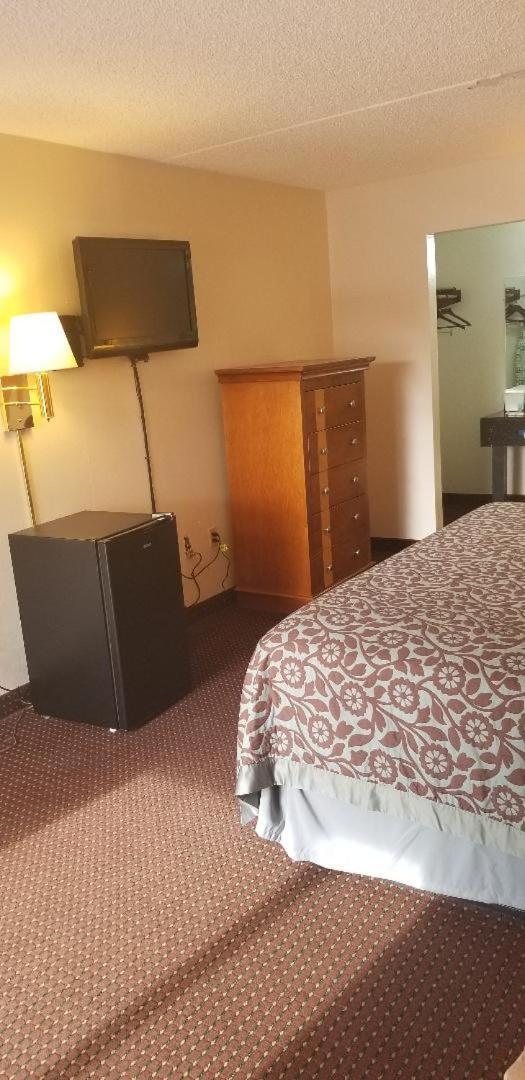 Americas Best Value Inn Holly Springs Εξωτερικό φωτογραφία